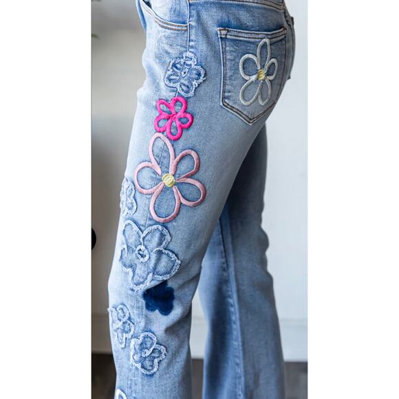 Oli & Hali Denim - Washed Flowered Embroidery Flare Jeans
